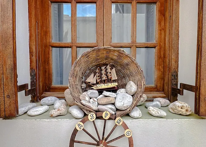 Aspro House * Folegandros Town