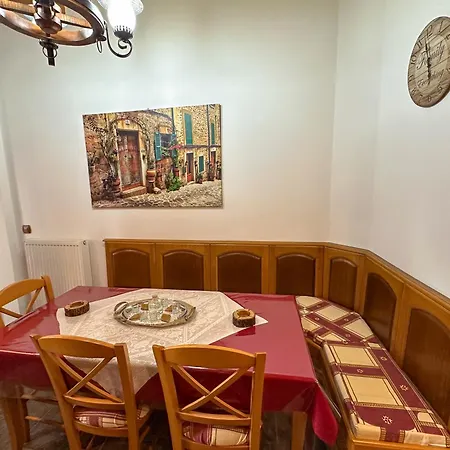 Holiday home Aspro House Folegandros Town