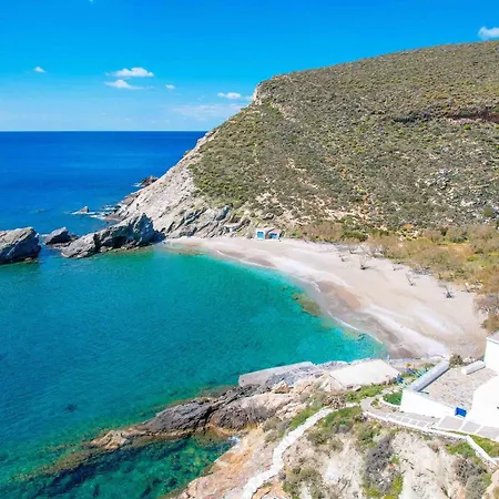 Holiday home Aspro House Folegandros Town